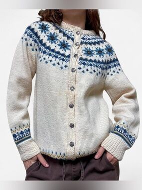 Vintage norwegian wool cream cardigan
